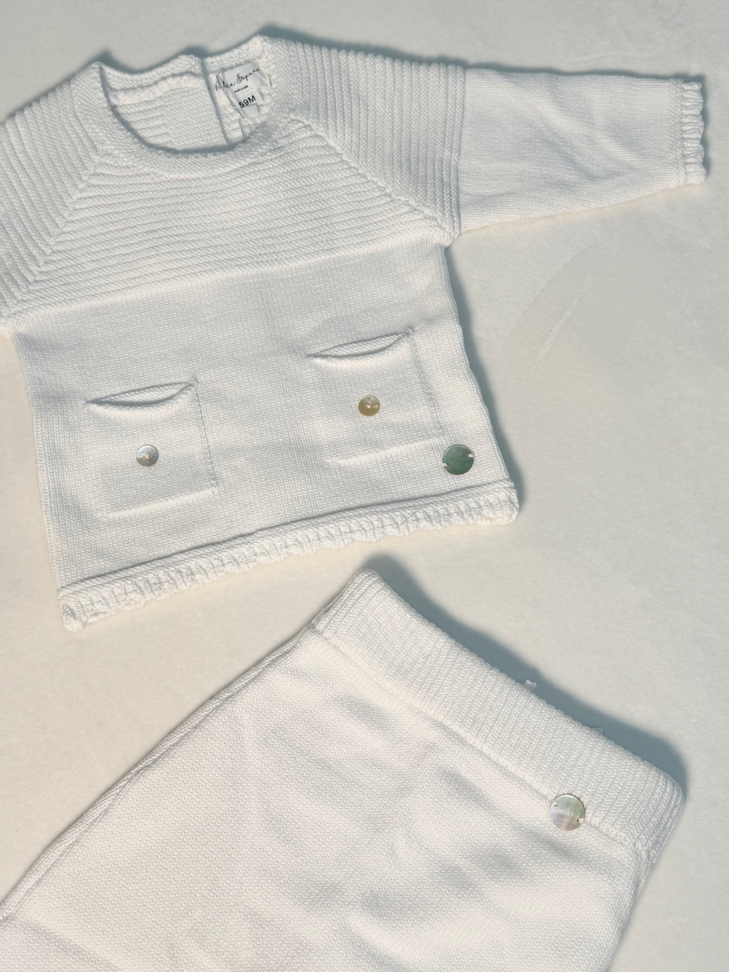 Conjunto tejido blanco unisex