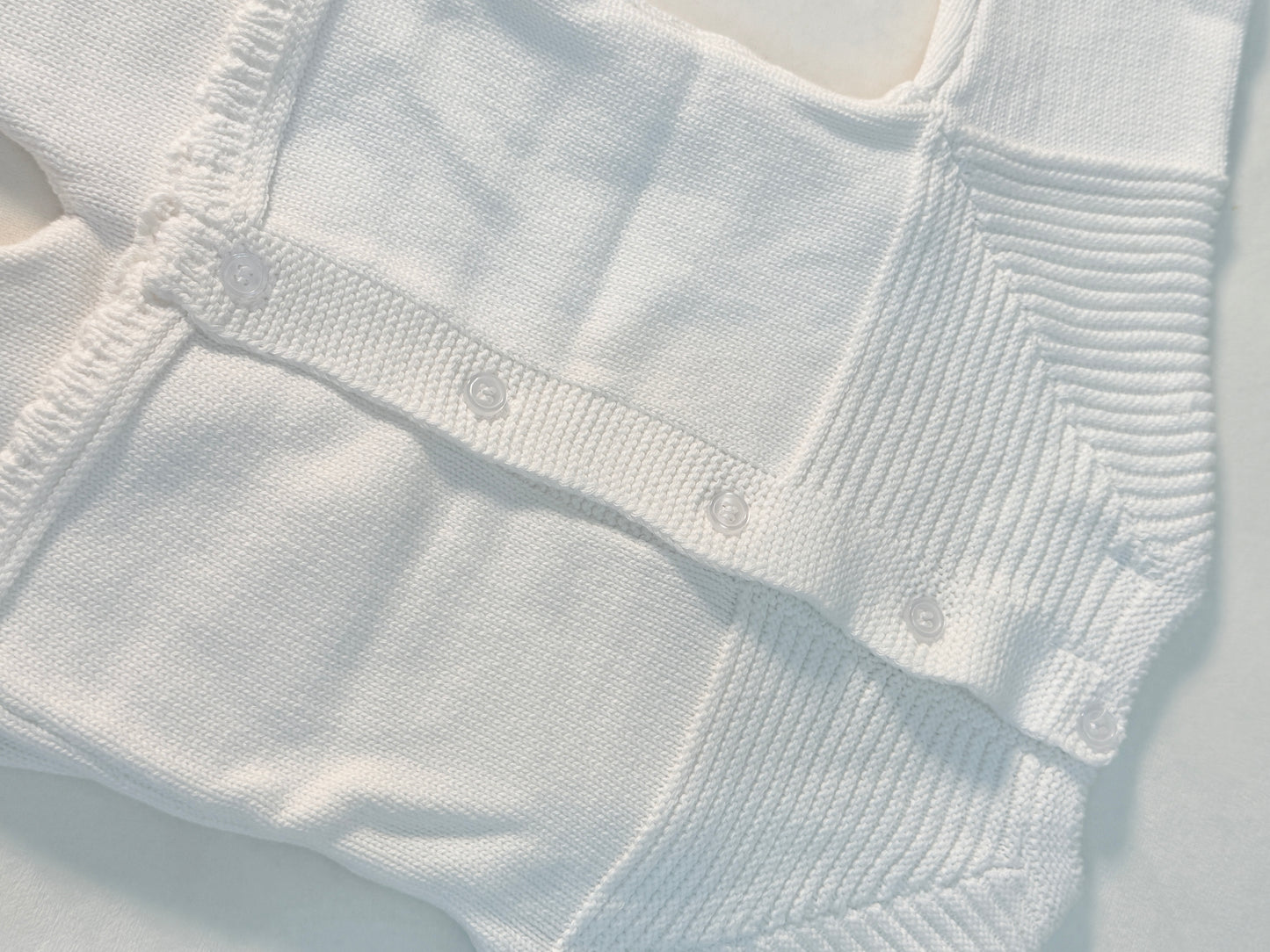 Conjunto tejido blanco unisex