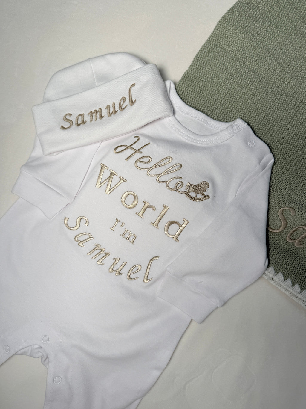 Mamelucos personalizados Hello World