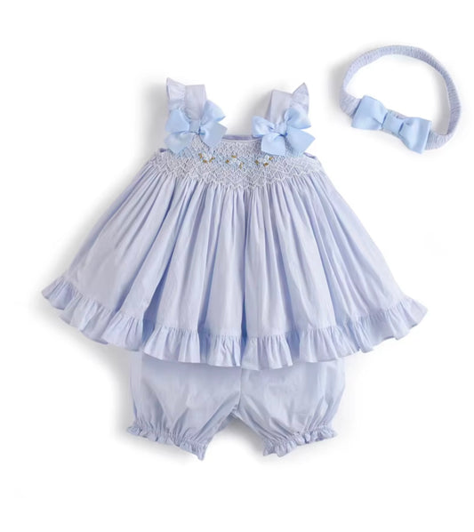 Conjunto de Blusa Azul Pastel con Bloomers