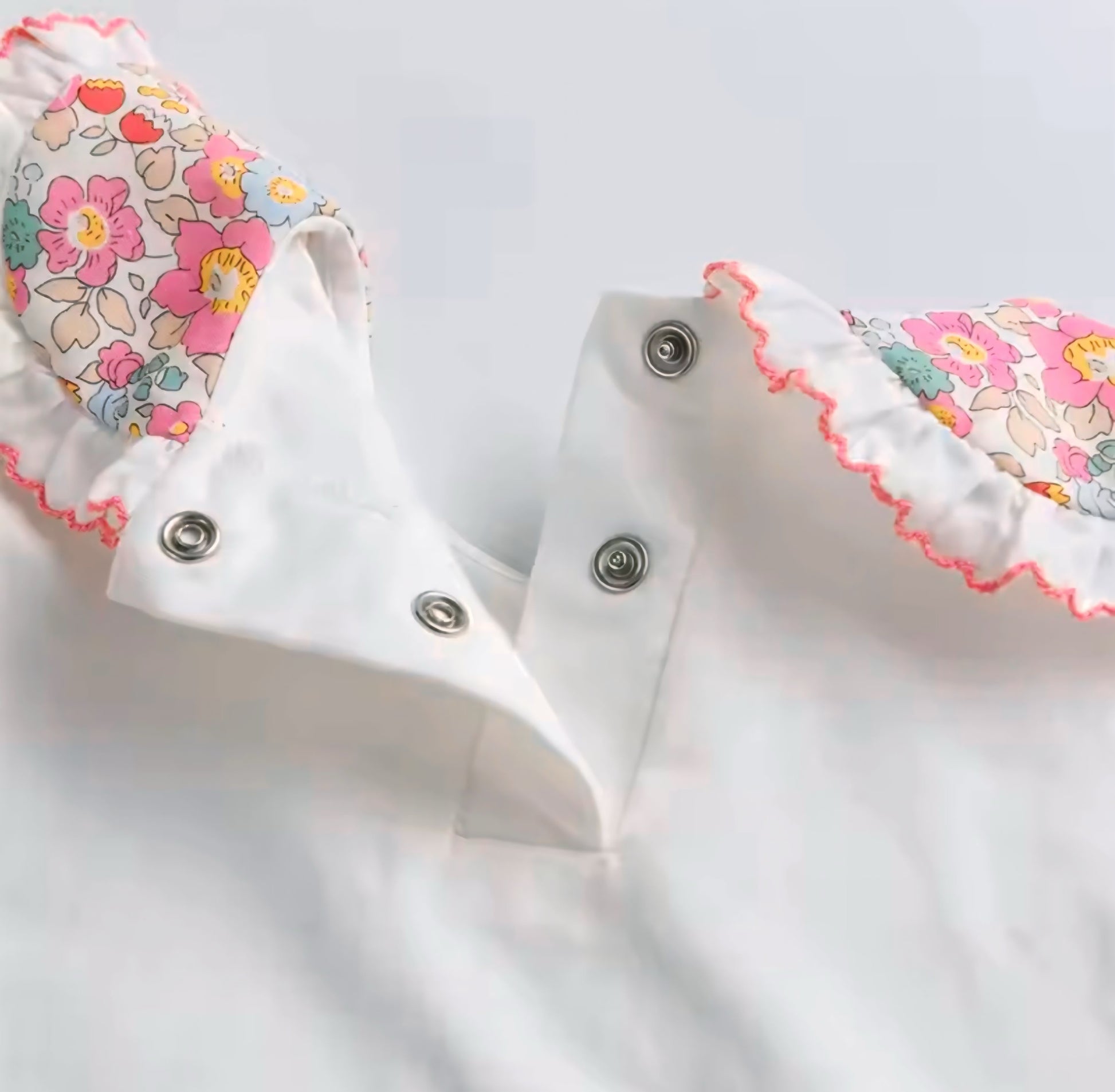 Conjunto Floral Encantador Leah