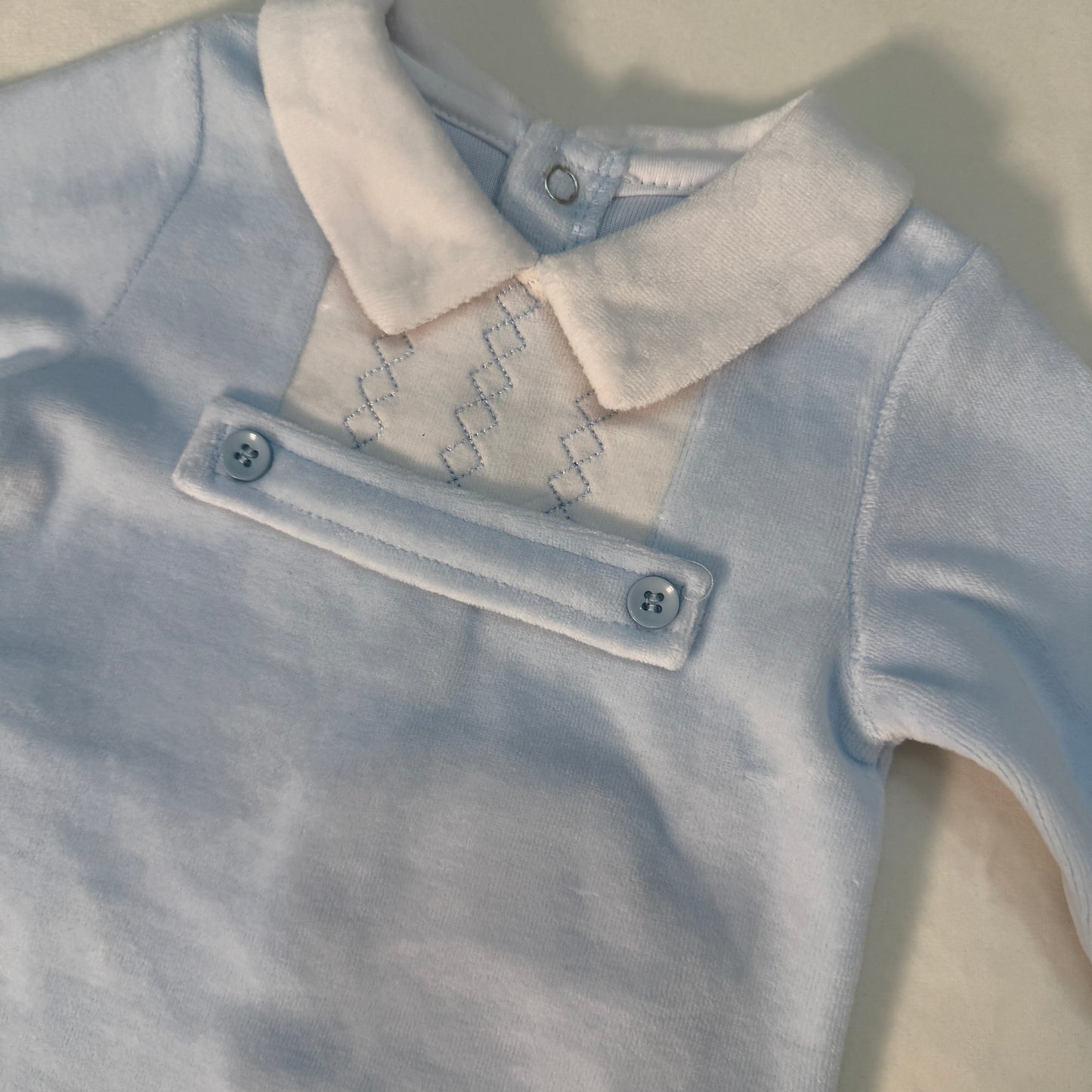 Mameluco de terciopelo azul para bebe