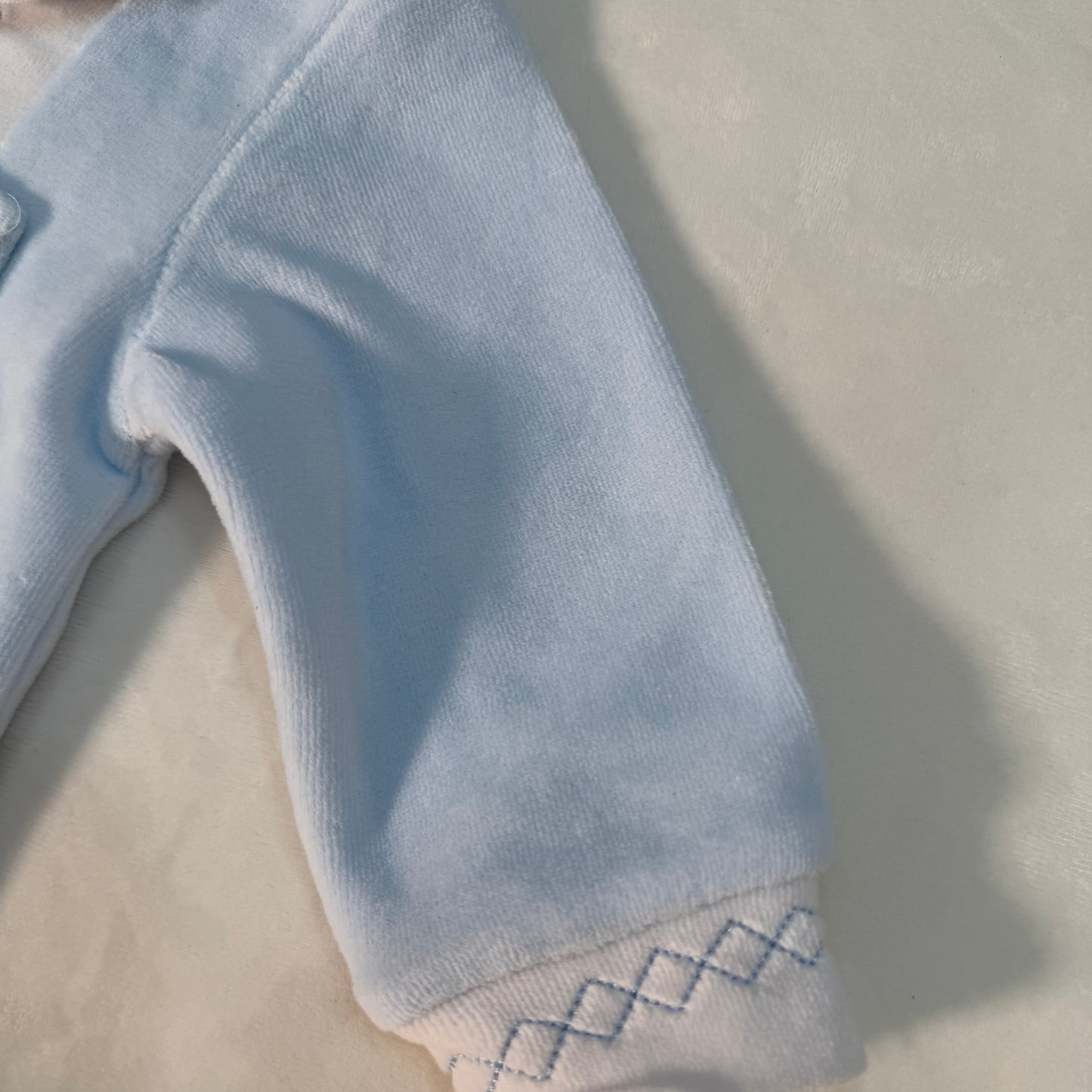 Mameluco de terciopelo azul para bebe