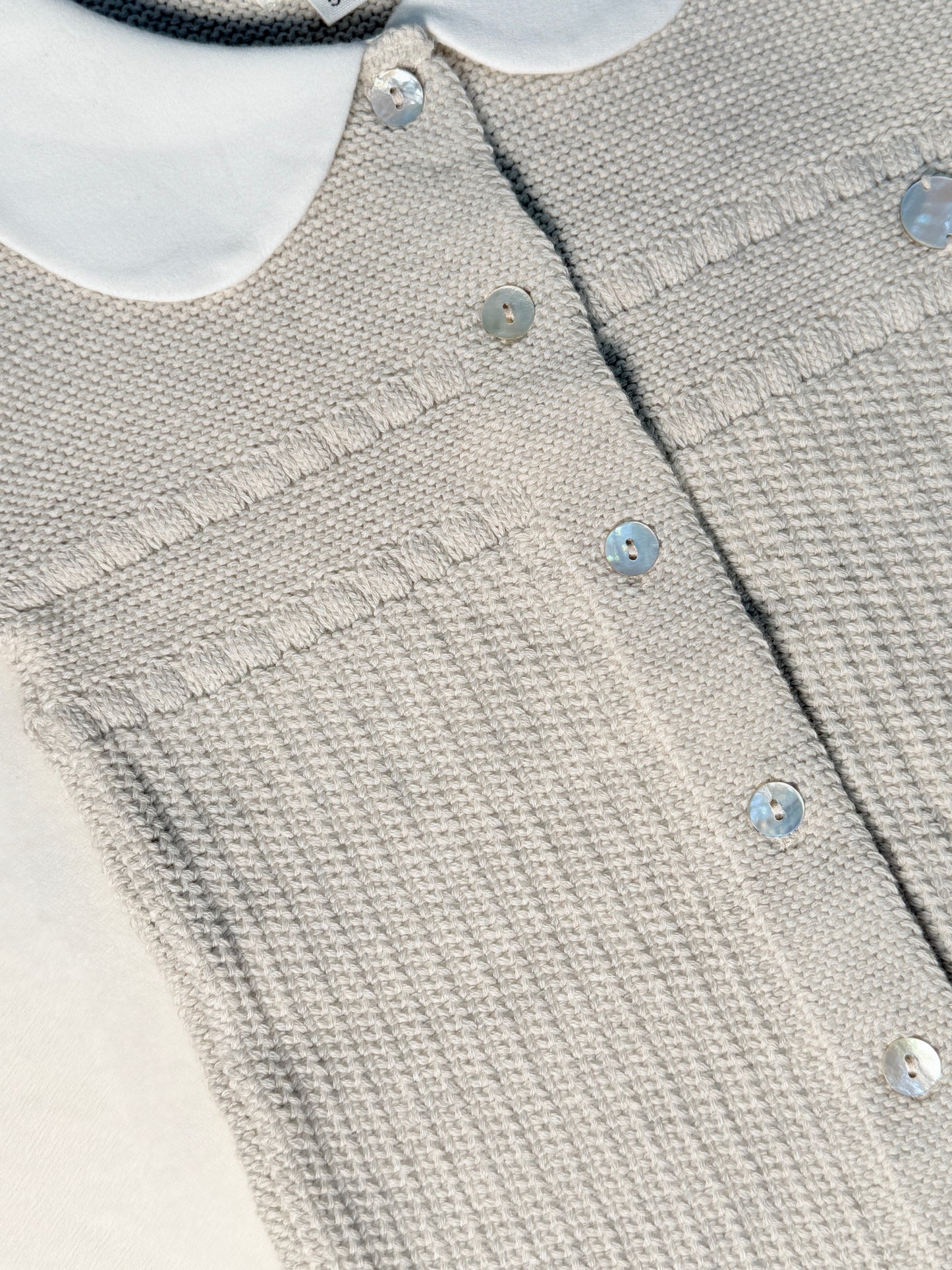 Mameluco tejido beige
