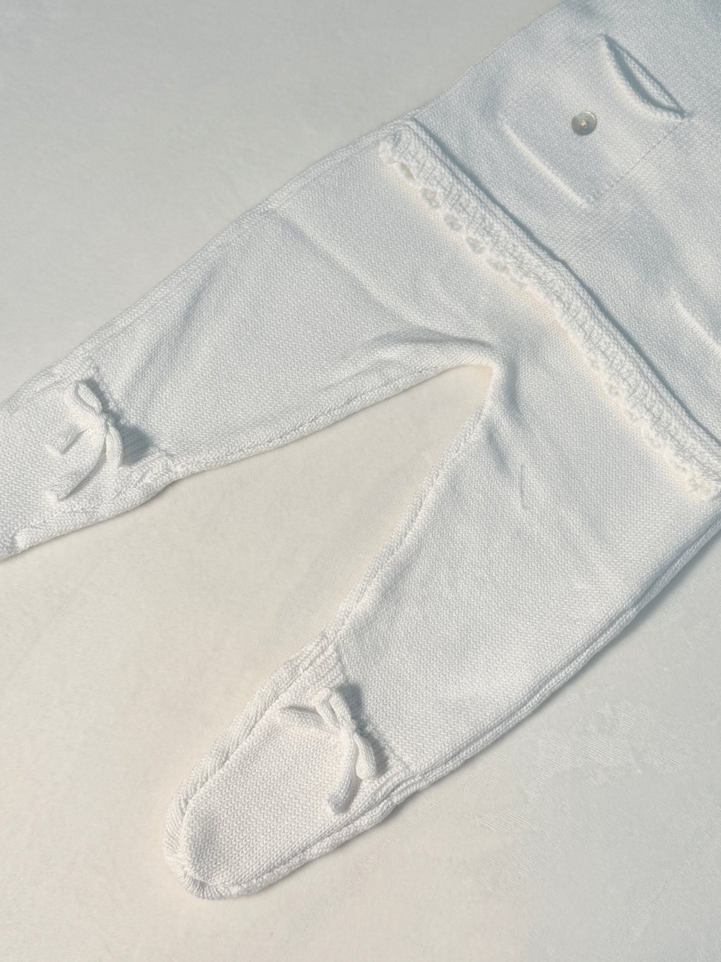Conjunto tejido blanco unisex