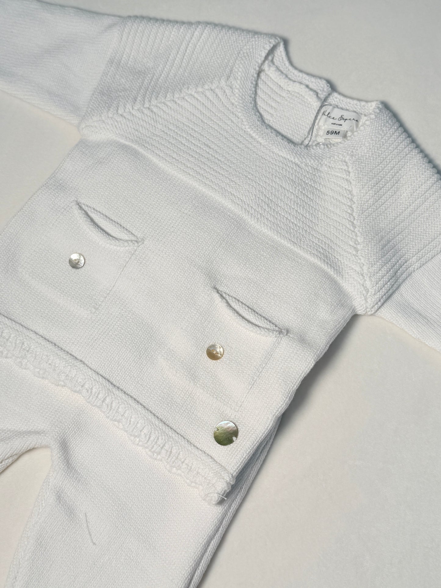 Conjunto tejido blanco unisex