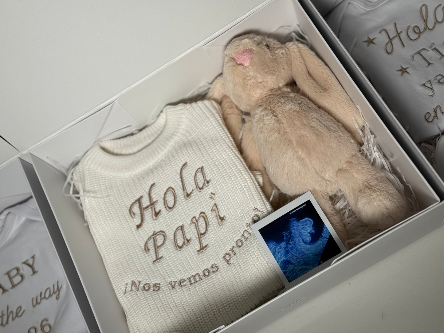 Baby Announcements / Anuncios de embarazo